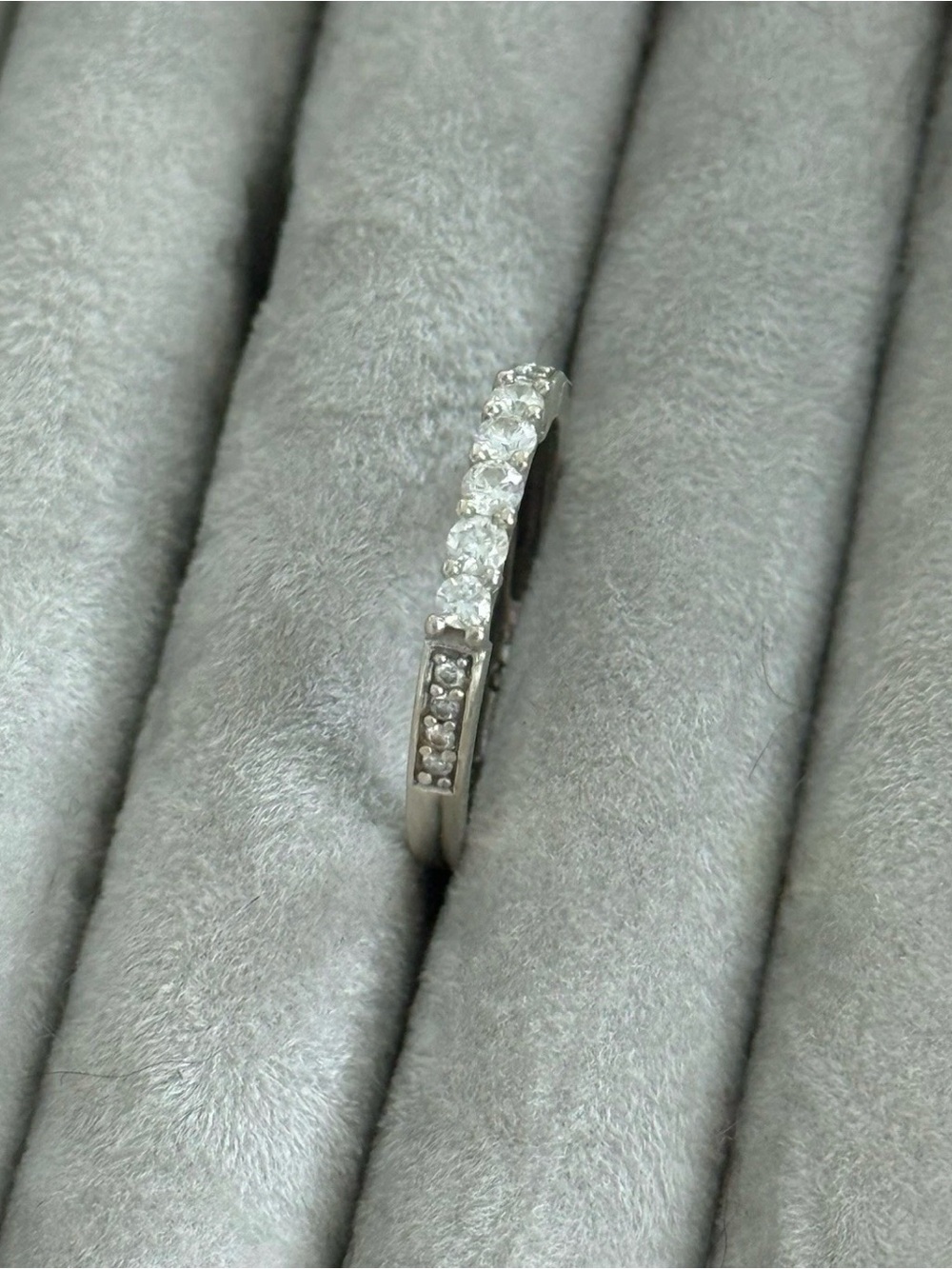 RARE Custom 14K White Gold 13 Diamond Estate Ring Size 7 Pavé Wedding Band - Picture 7 of 9